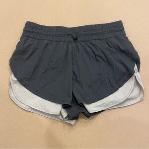 Women’s Peloton Crinkle Nylon Double Layer Running Shorts Size Medium